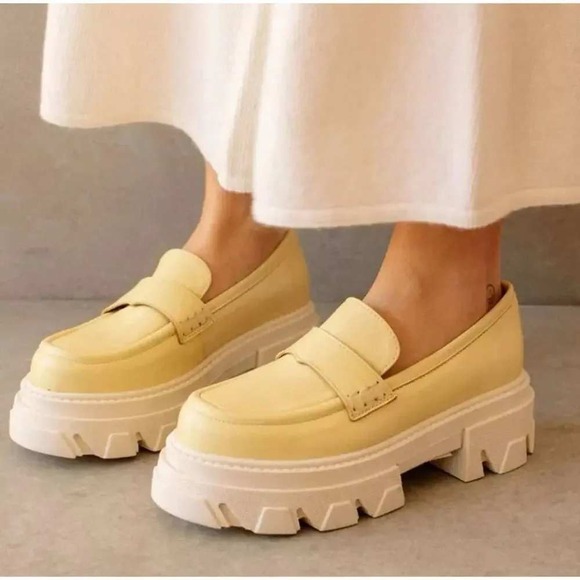 ALOHAS Shoes - Alohas Trailblazer Leather Chunky Loafers in Mellow Yellow Size‎ EU 39 US 8.5
